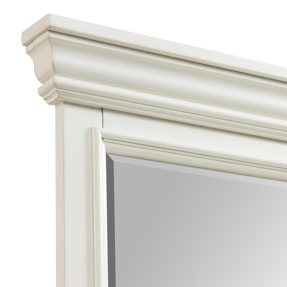 Brooks 9-Drawer Dresser in Antique White. Picture 8