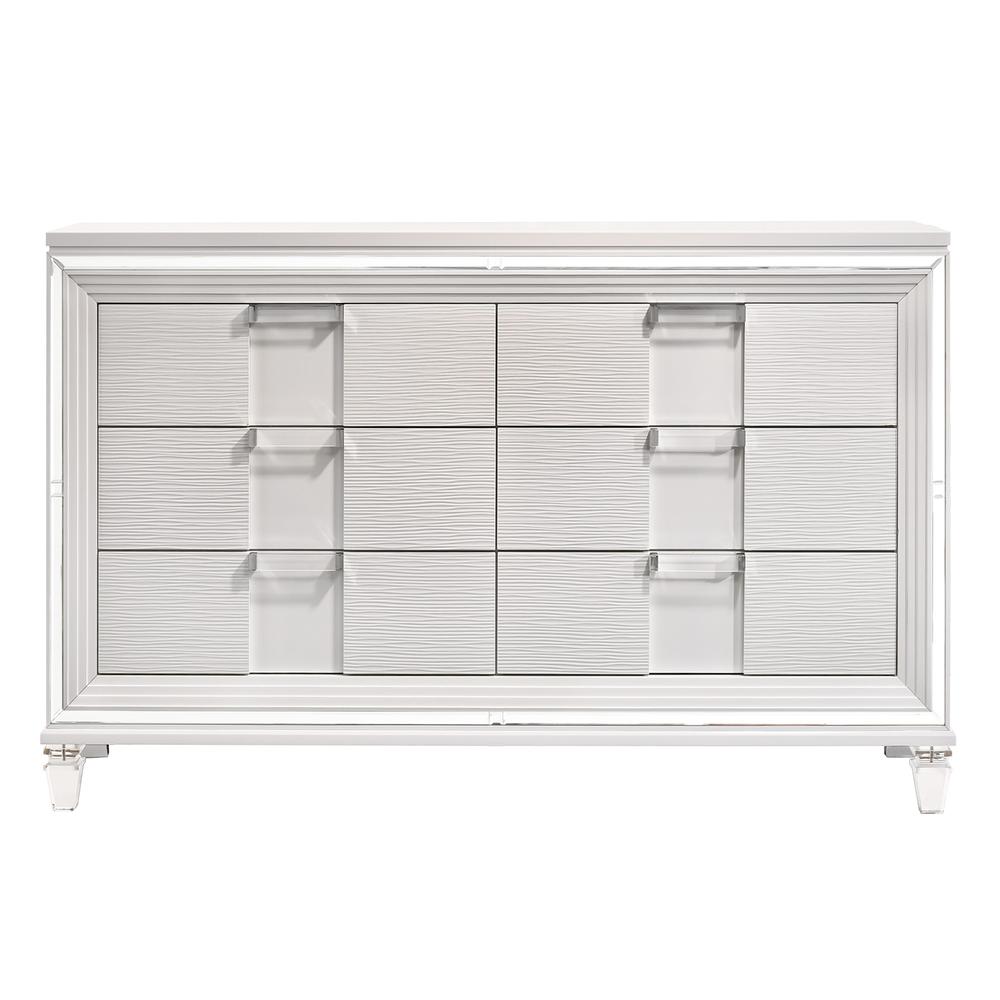 Picket House Furnishings Charlotte 6-Drawer Dresser in White. Picture 3