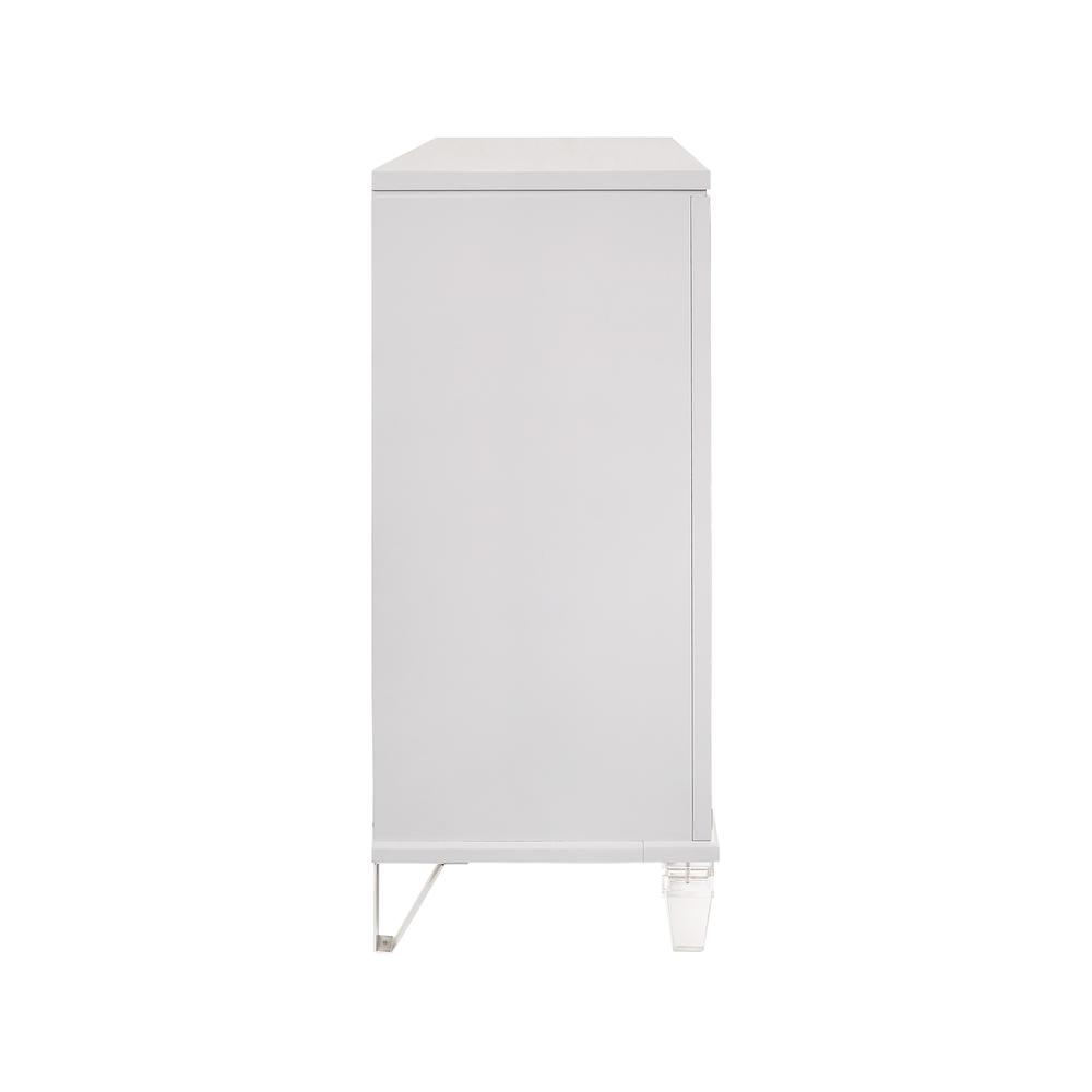 Picket House Furnishings Charlotte 6-Drawer Dresser in White. Picture 4