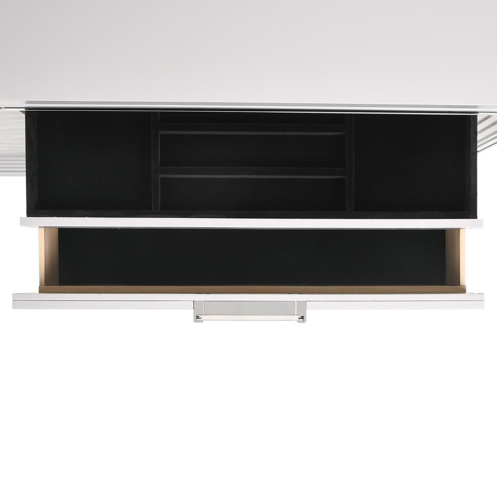 Picket House Furnishings Charlotte 6-Drawer Dresser in White. Picture 5