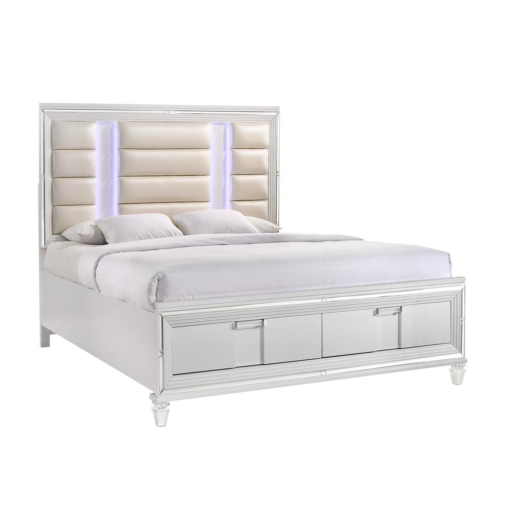 Charlotte King Storage 3PC Bedroom Set in White. Picture 2