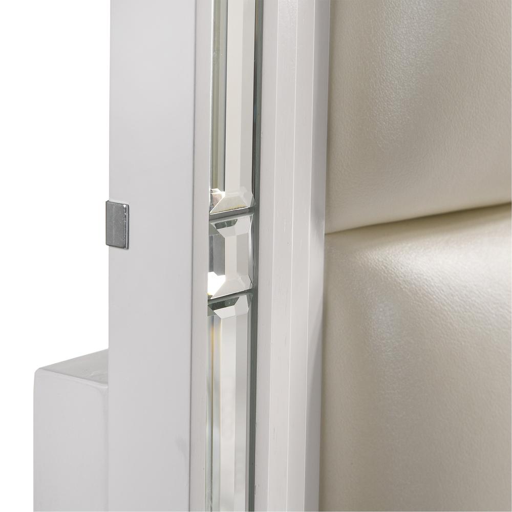 Charlotte King Storage 3PC Bedroom Set in White. Picture 10