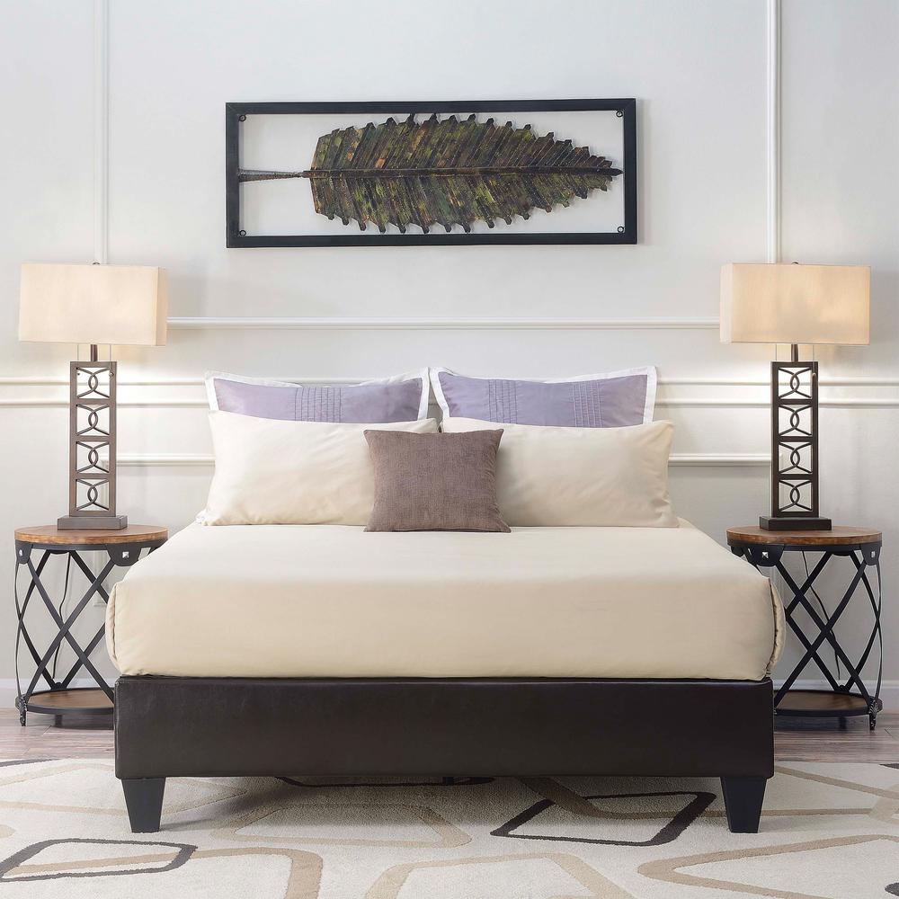 Abby Queen Platform Bed. Picture 1