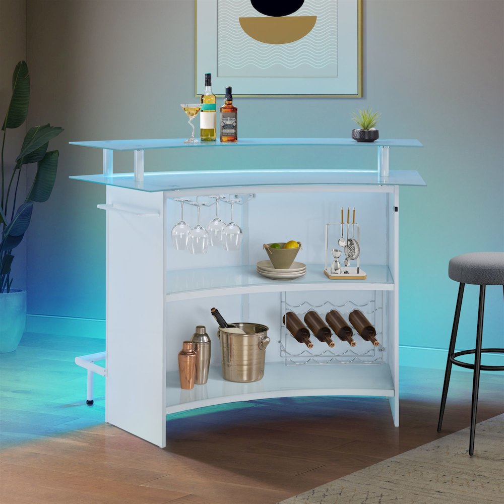 Valerie Bar Table in White. Picture 14