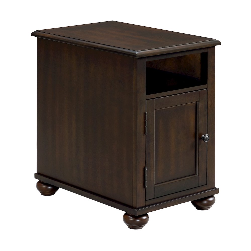 Wagner Chairside Table with USB in Cherry. Picture 1