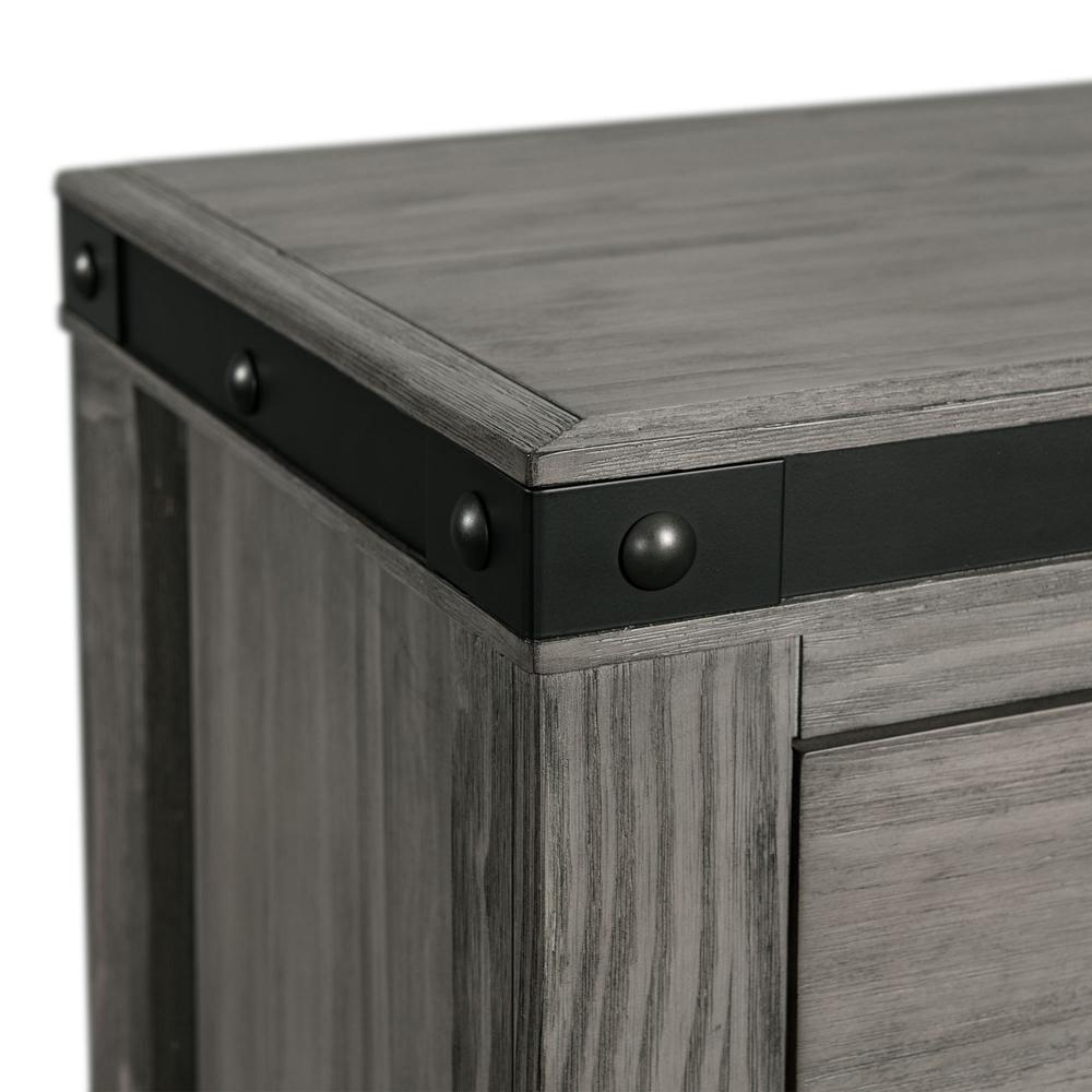 Montauk Chest. Picture 7