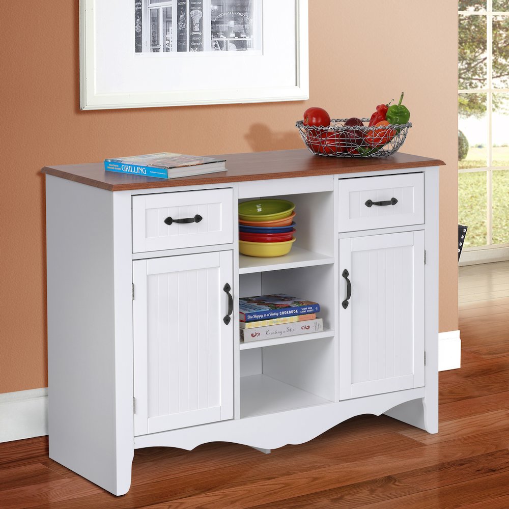 Countryside Buffet with Two Drawers and Two Doors. Picture 3