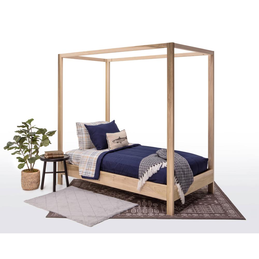 American Furniture Classics Twin Bed with Raised Platform. Picture 1