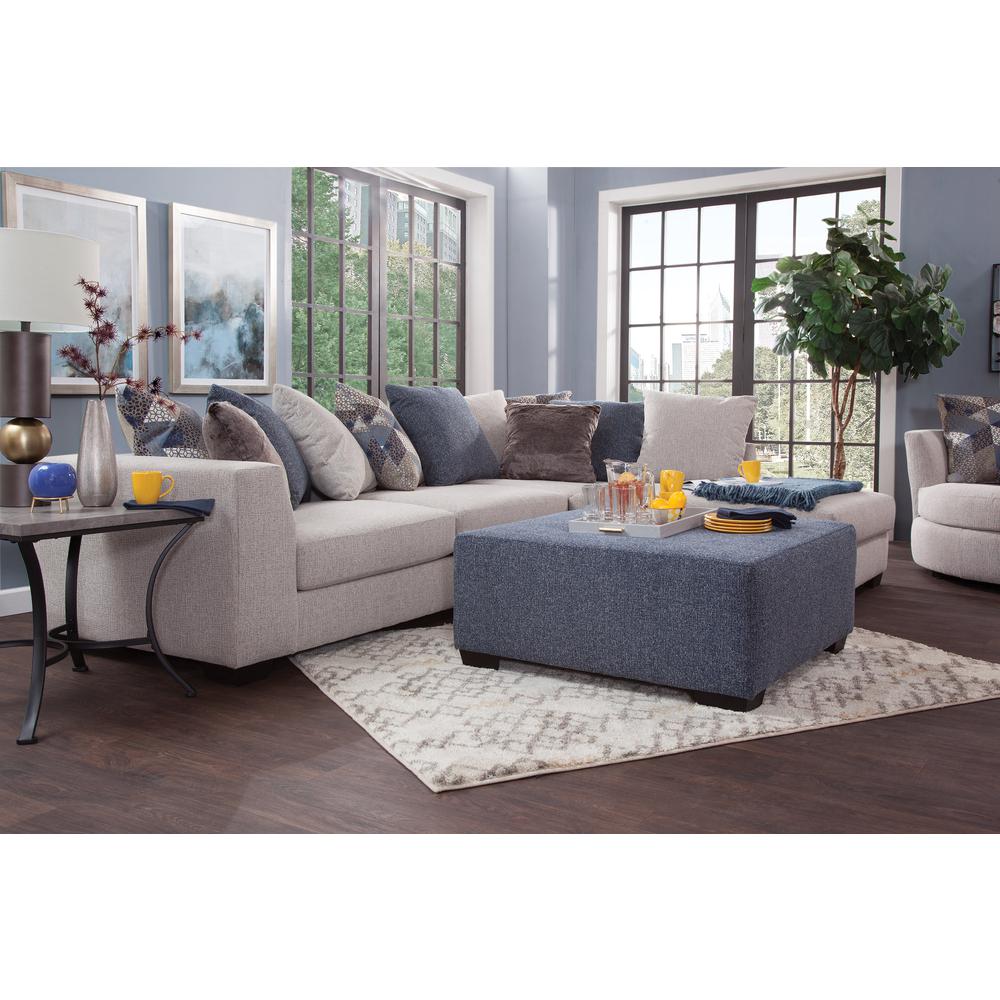 American Furniture L Shaped Sectional Sofa with 9 Loose Back Pillows and 2 Accent Pillows. Picture 5