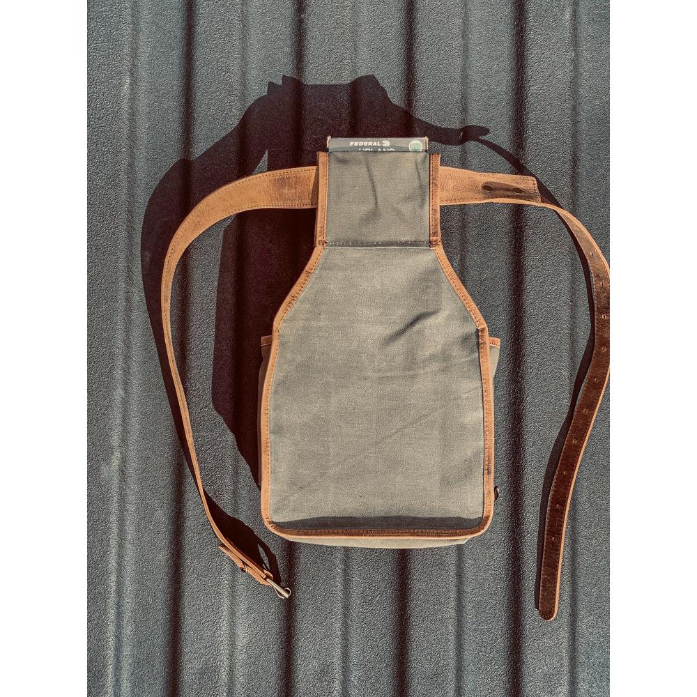 Canvas and Leather Skeet Pouch. Picture 7