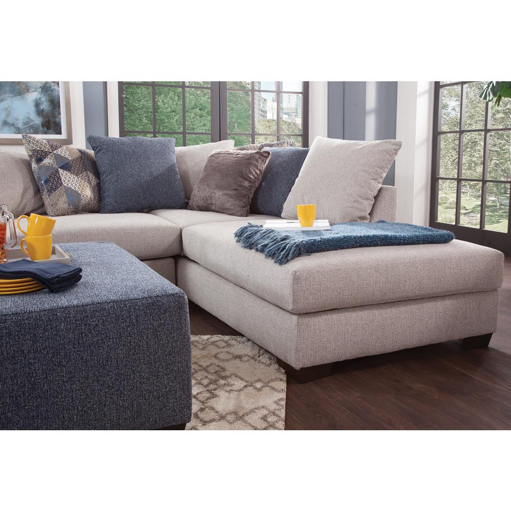 American Furniture L Shaped Sectional Sofa with 9 Loose Back Pillows and 2 Accent Pillows. Picture 9