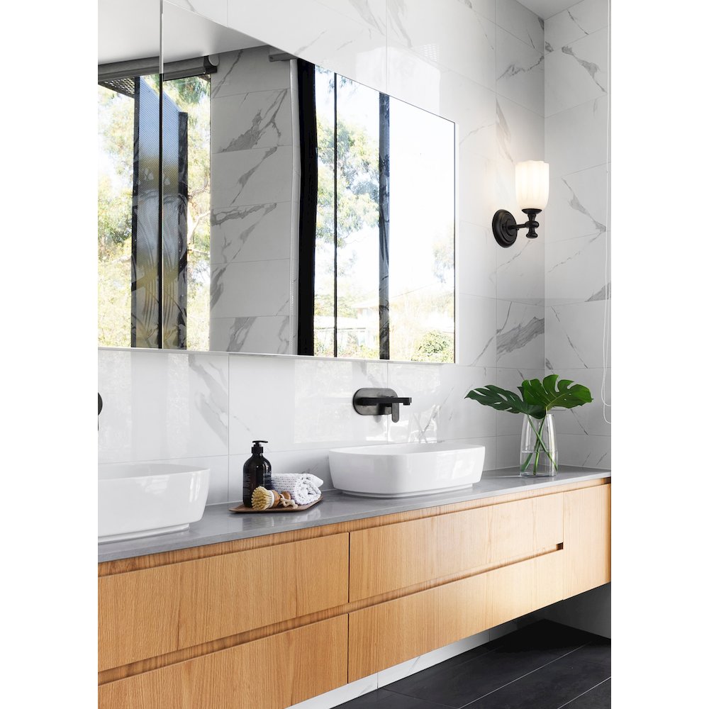 Z-Lite 1 Light Wall Sconce. Picture 7