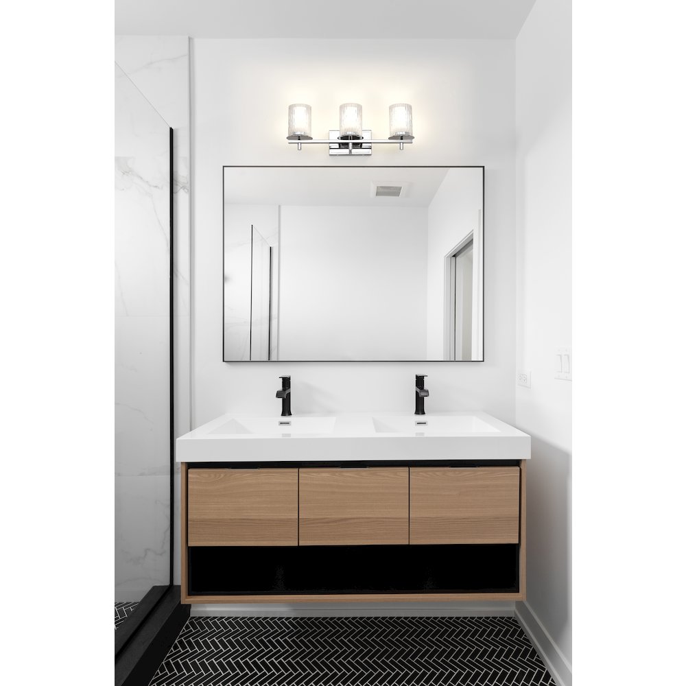 Z-Lite 3 Light Vanity. Picture 7