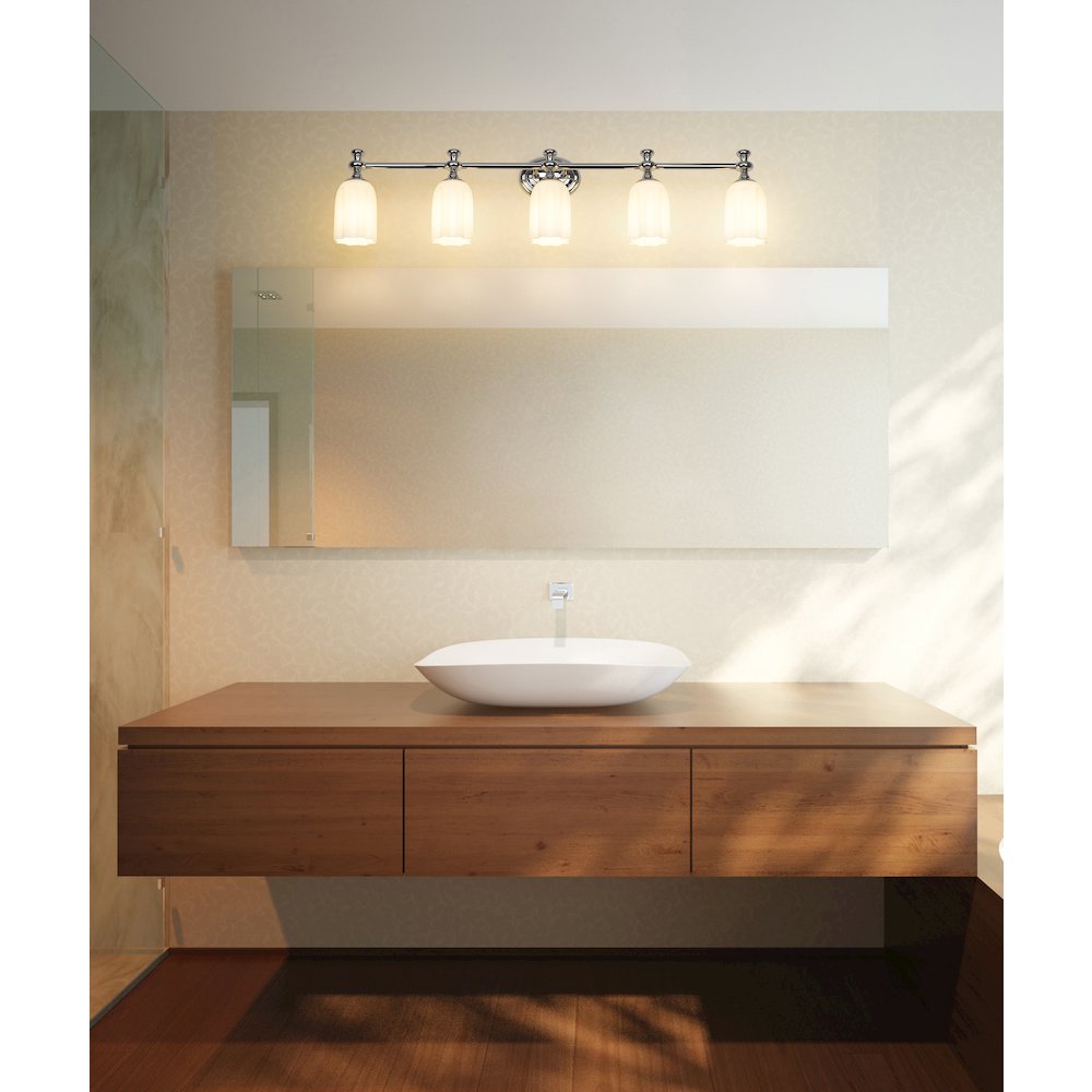 Z-Lite 5 Light Vanity. Picture 6