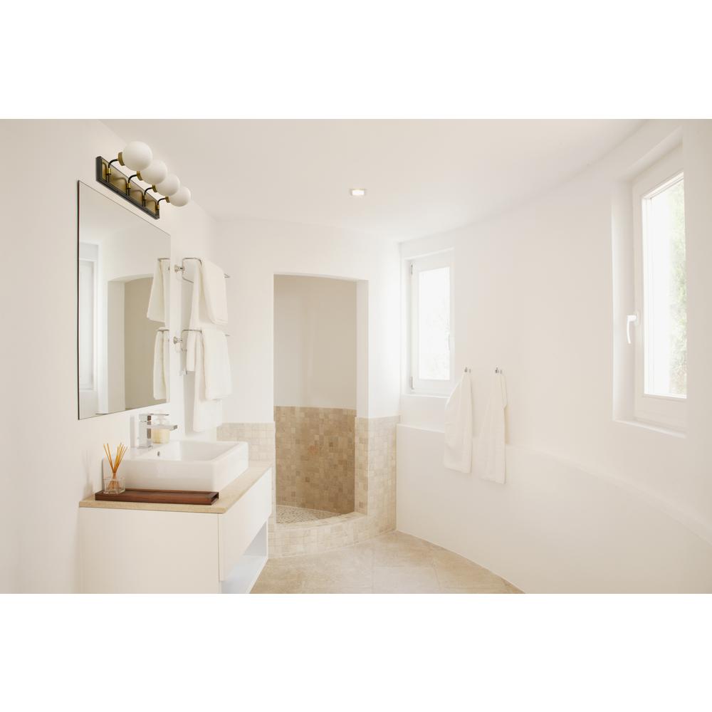4 Light Vanity. Picture 7