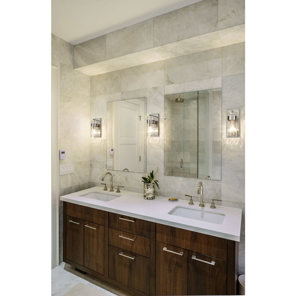 Z-Lite 1 Light Wall Sconce. Picture 7