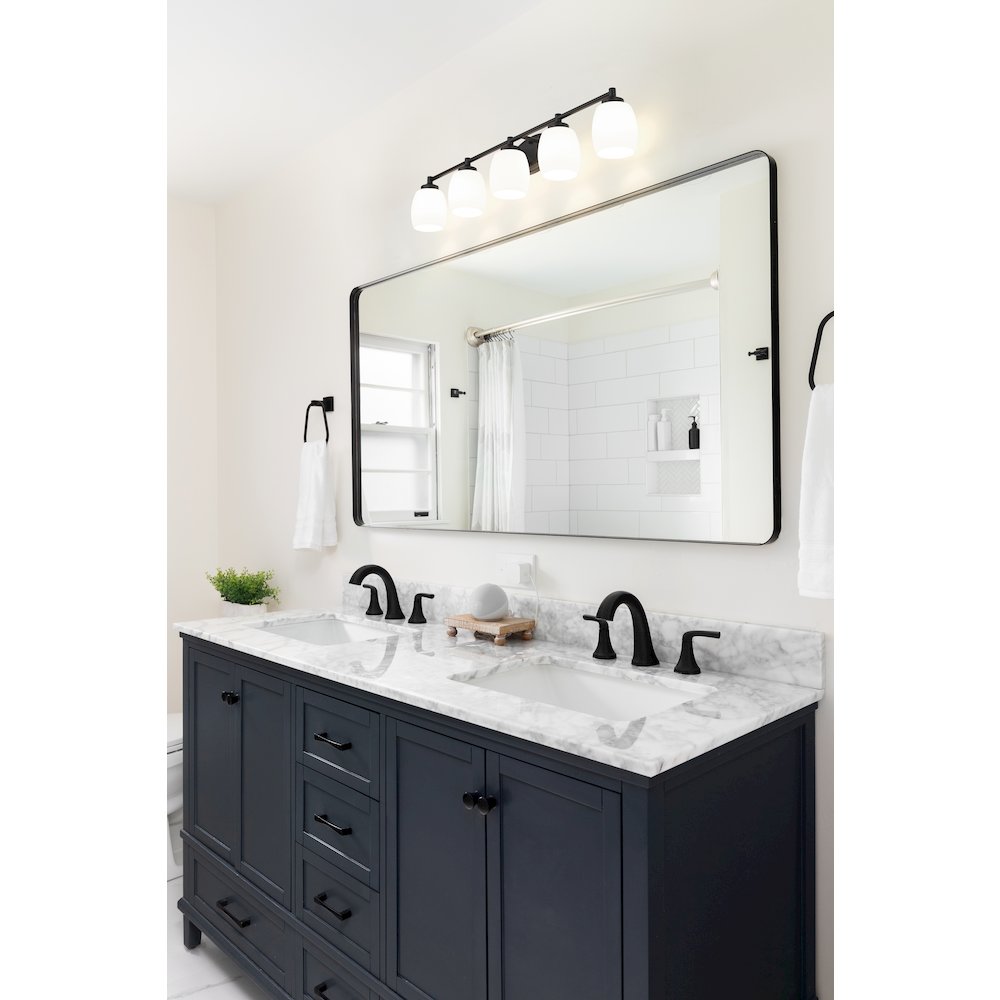 Z-Lite 5 Light Vanity. Picture 7