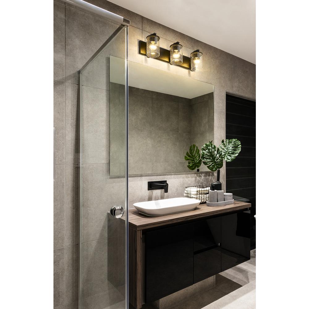 3 Light Vanity. Picture 7