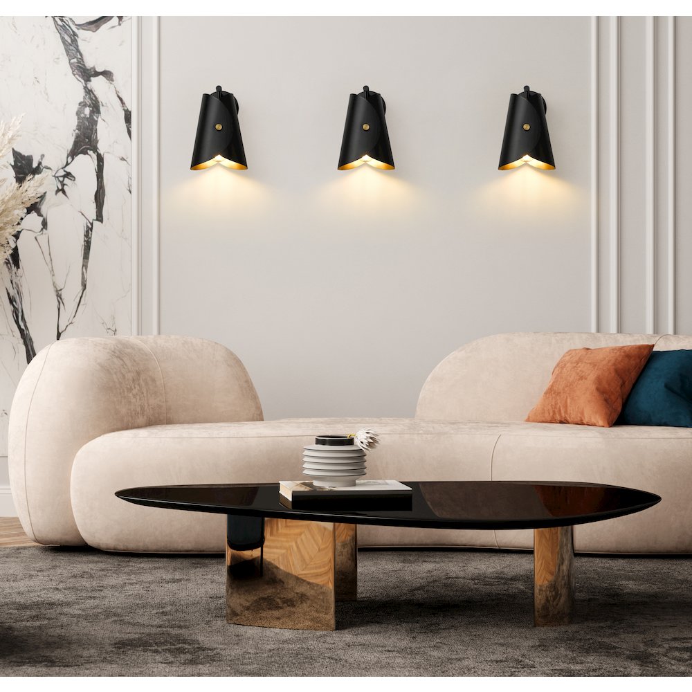 Z-Lite 1 Light Wall Sconce. Picture 7
