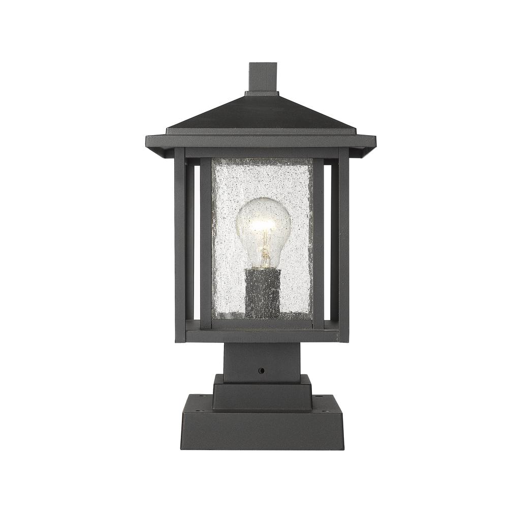 1 Light Outdoor Pier Mounted Fixture. Picture 3