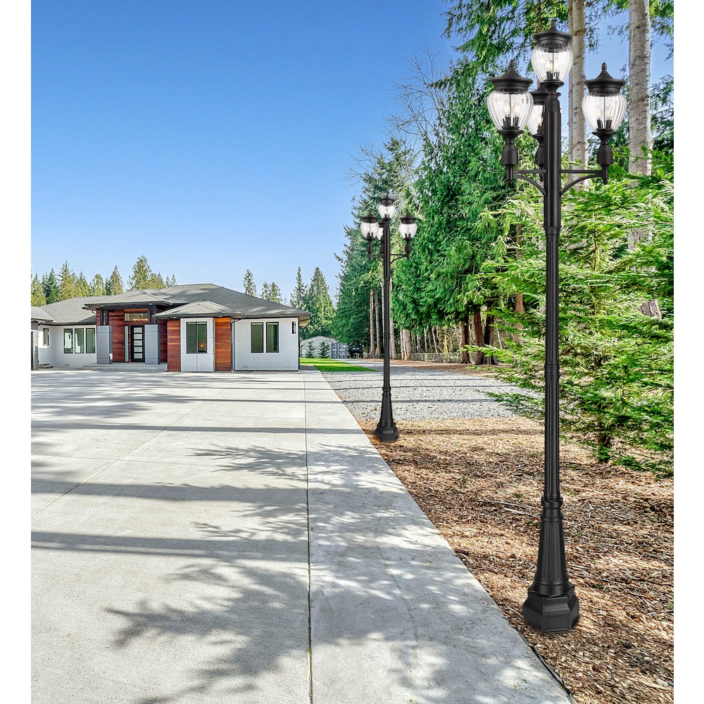 3 Light Outdoor Post Mounted Fixture. Picture 6