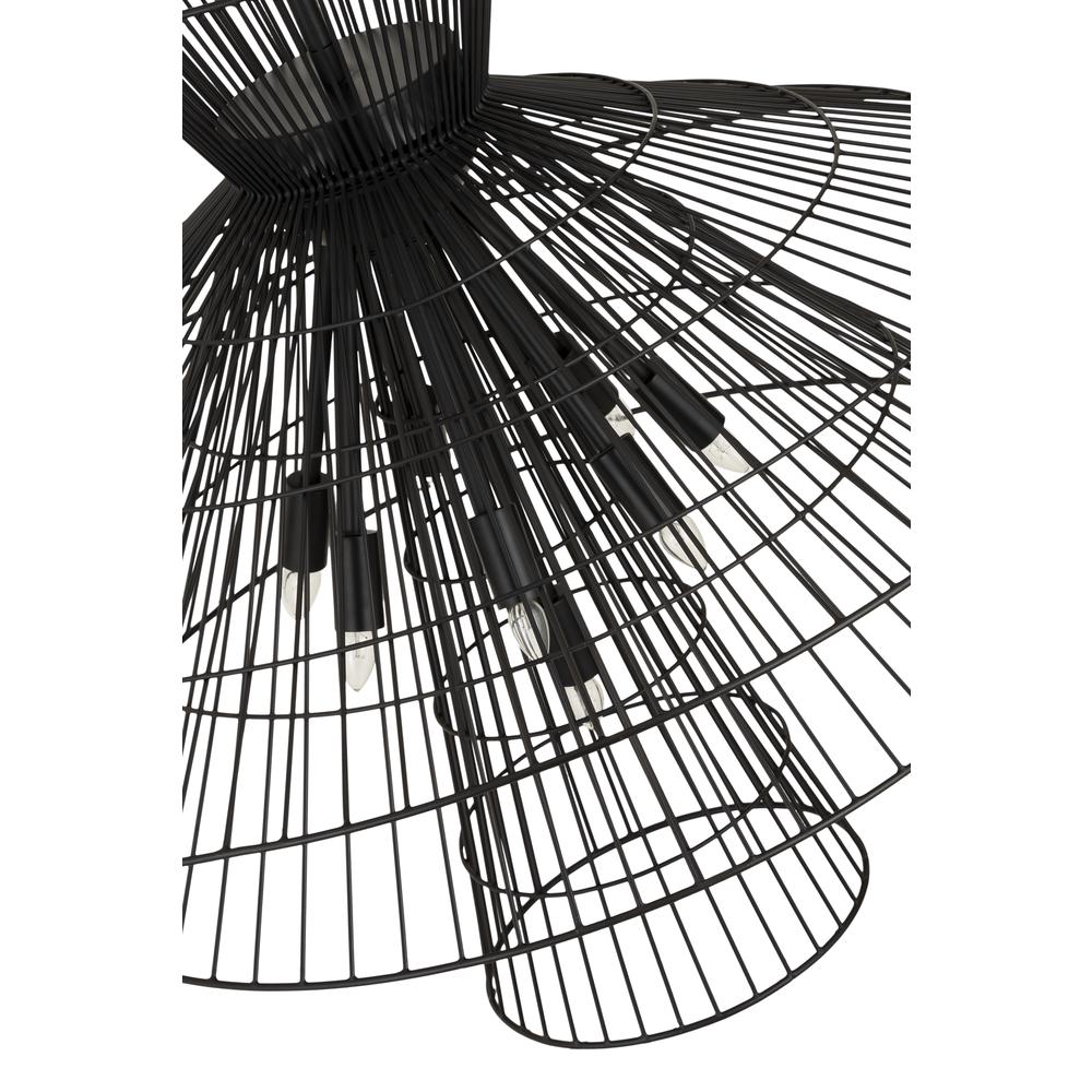8 Light Chandelier. Picture 4