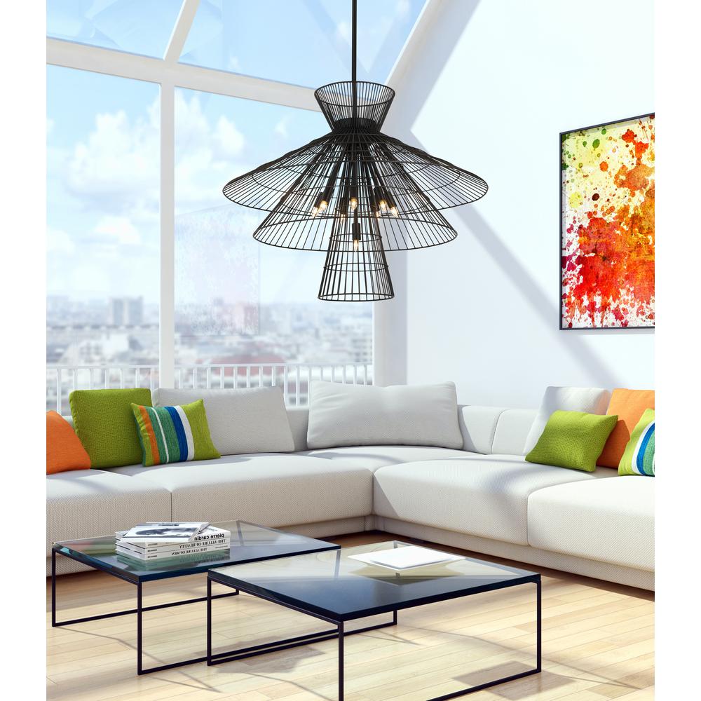 8 Light Chandelier. Picture 8