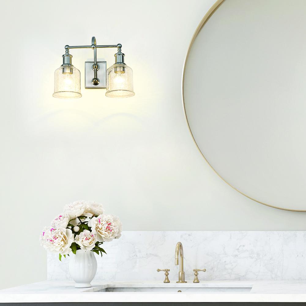 2 Light Vanity. Picture 8