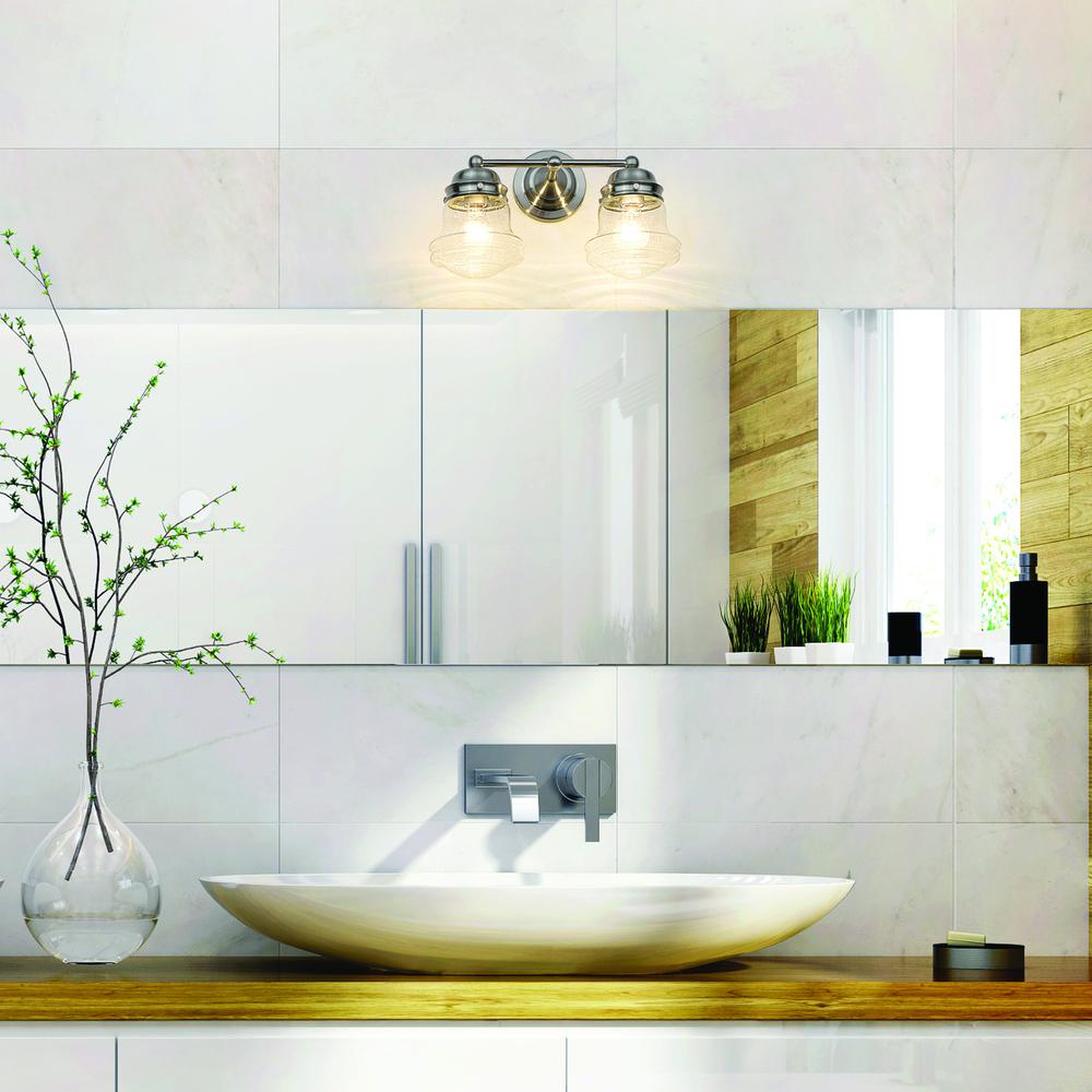 2 Light Vanity. Picture 8