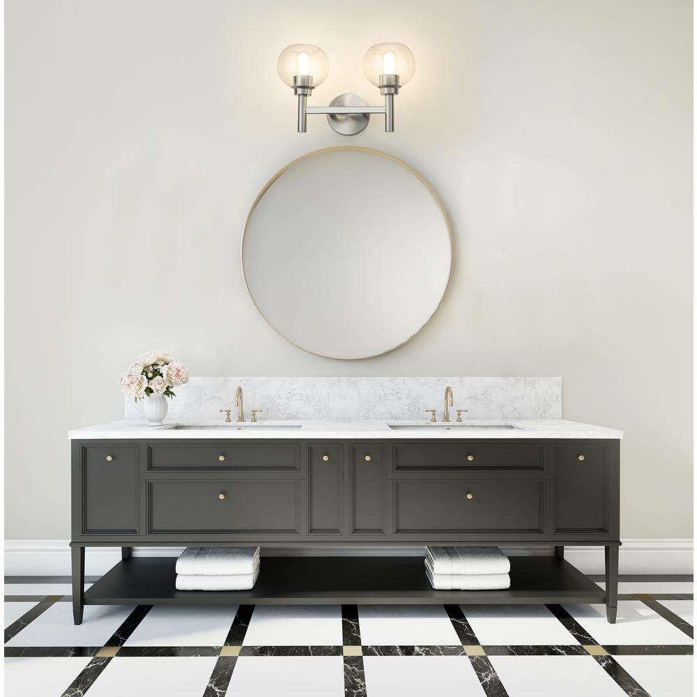 2 Light Vanity. Picture 7