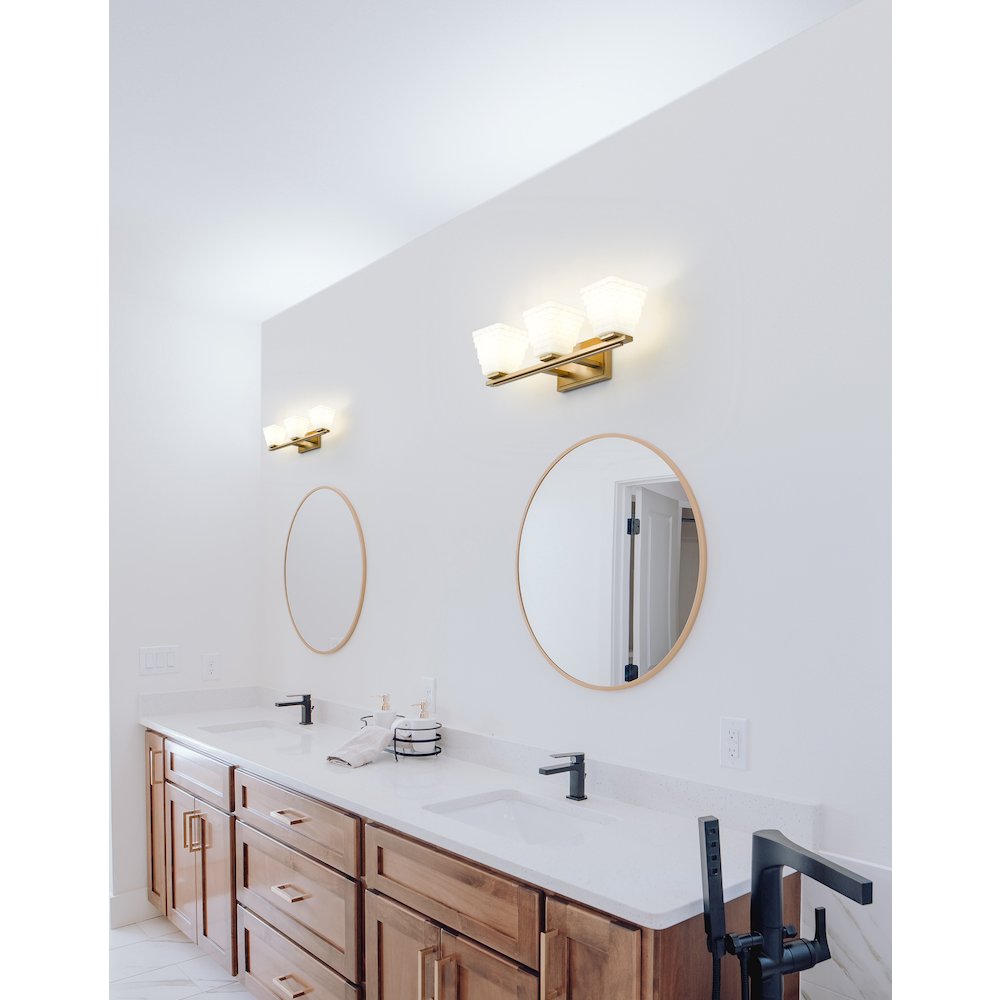 Z-Lite 3 Light Vanity. Picture 7