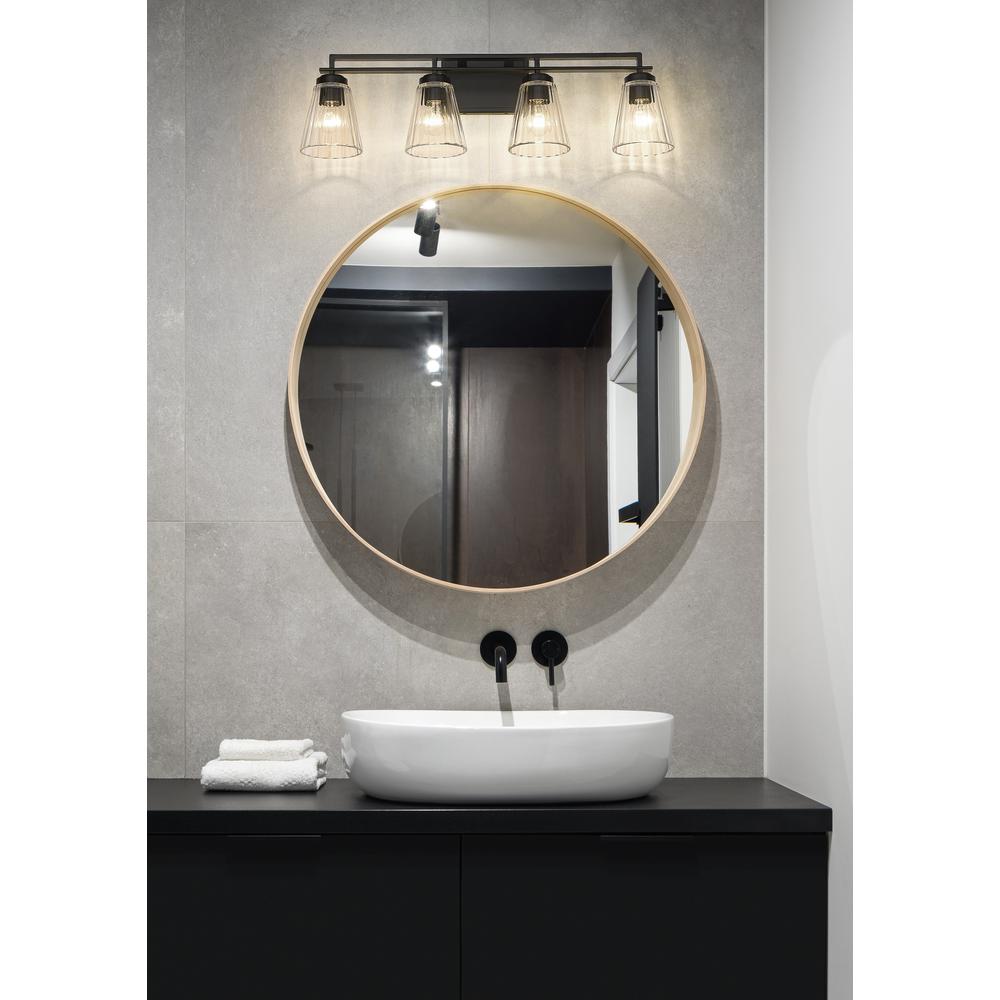 4 Light Vanity. Picture 7