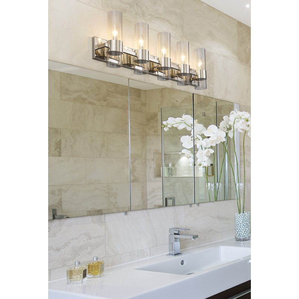 Z-Lite 5 Light Vanity. Picture 7