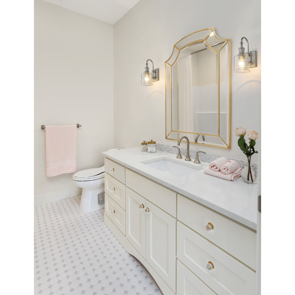 Z-Lite 1 Light Wall Sconce. Picture 7