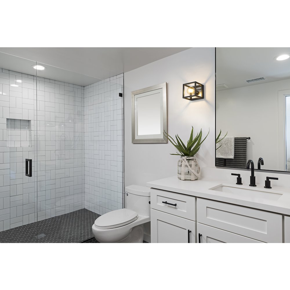 Z-Lite 1 Light Wall Sconce. Picture 7