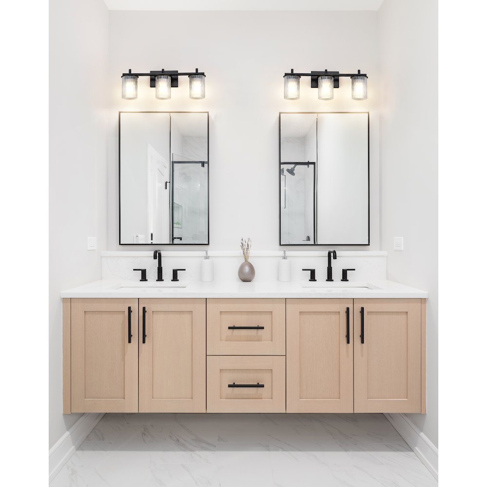 Z-Lite 3 Light Vanity. Picture 6
