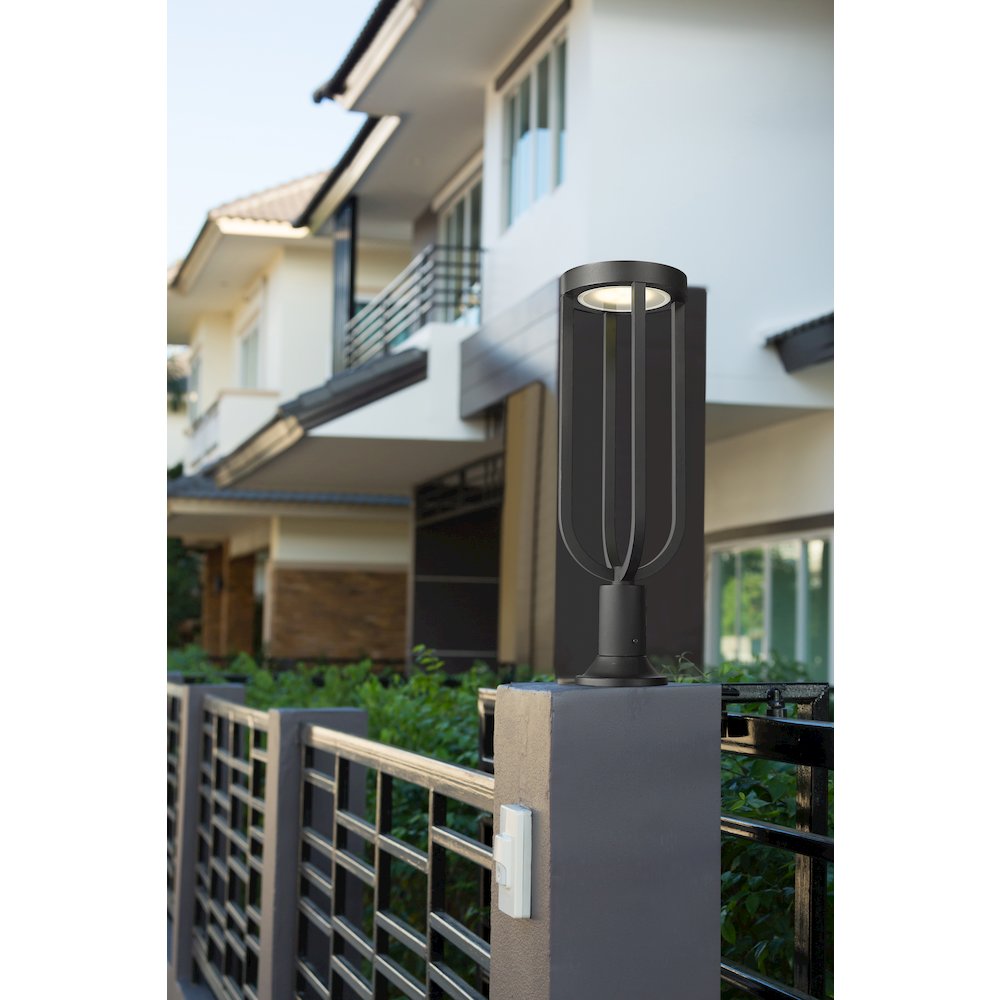 Z-Lite 1 Light Outdoor Pier Mounted Fixture. Picture 6