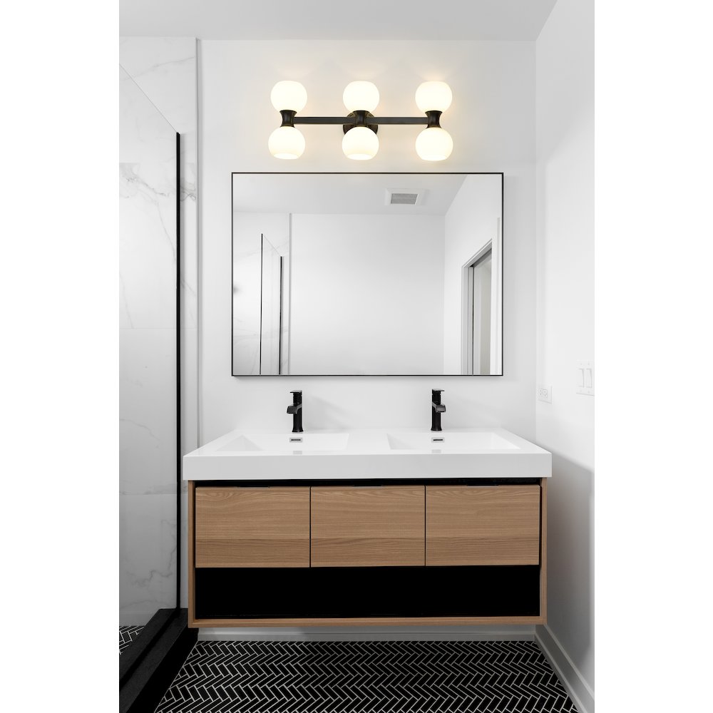 Z-Lite 6 Light Vanity. Picture 7