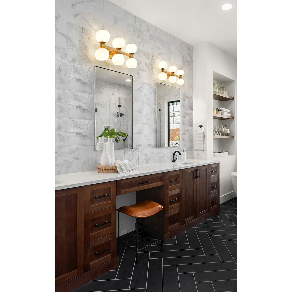 Z-Lite 6 Light Vanity. Picture 7