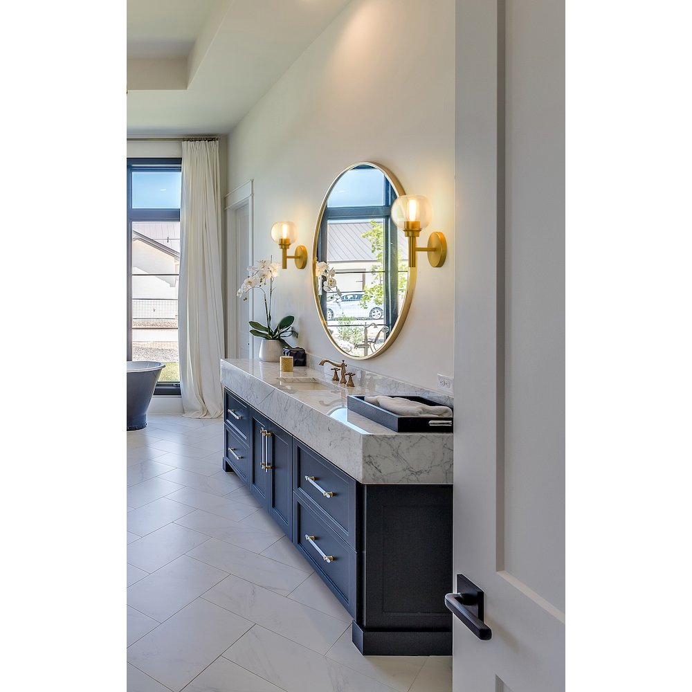 Z-Lite 1 Light Wall Sconce. Picture 7