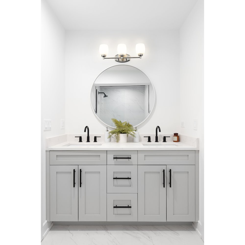 Z-Lite 3 Light Vanity. Picture 7