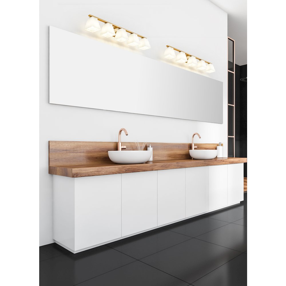 Z-Lite 5 Light Vanity. Picture 7