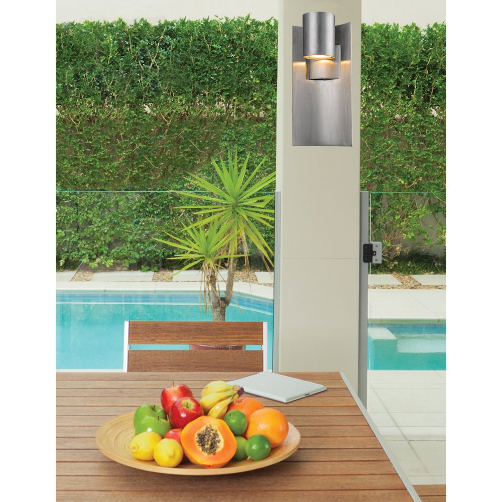 Z-Lite 1 Light Outdoor Wall Light. Picture 2