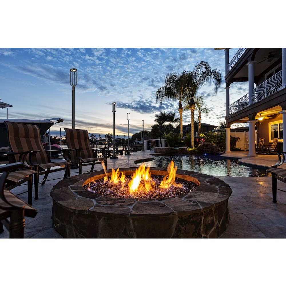 Z-Lite 1 Light Outdoor Post Mounted Fixture. Picture 7
