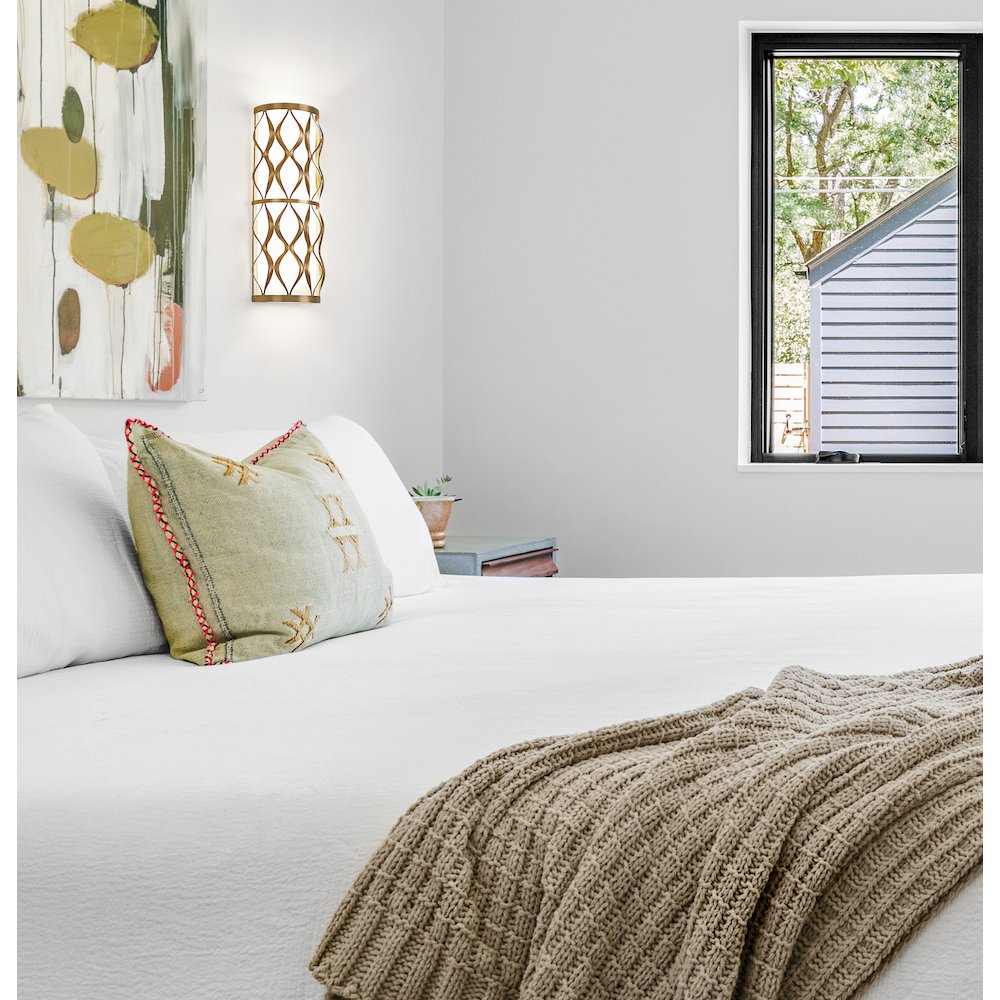 Z-Lite 3 Light Wall Sconce. Picture 7