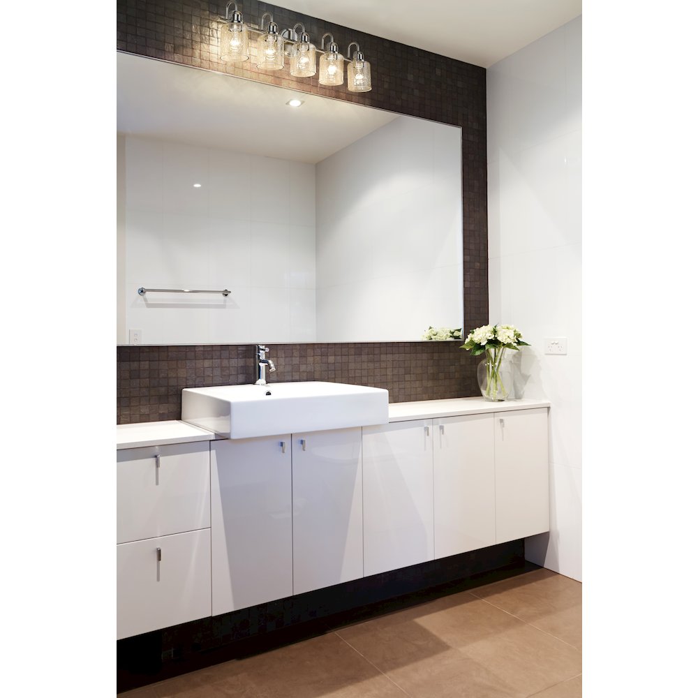 Z-Lite 5 Light Vanity. Picture 7