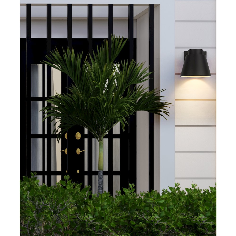Z-Lite 1 Light Outdoor Wall Light. Picture 6
