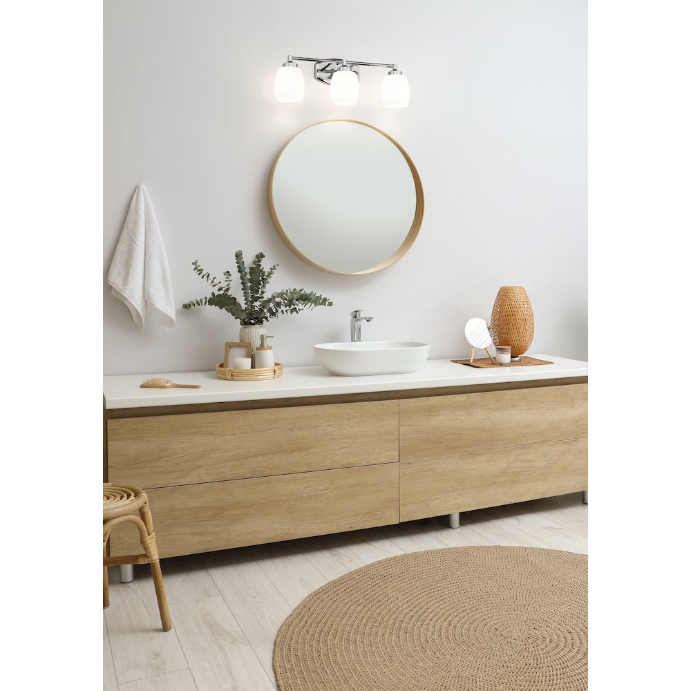 Z-Lite 3 Light Vanity. Picture 6