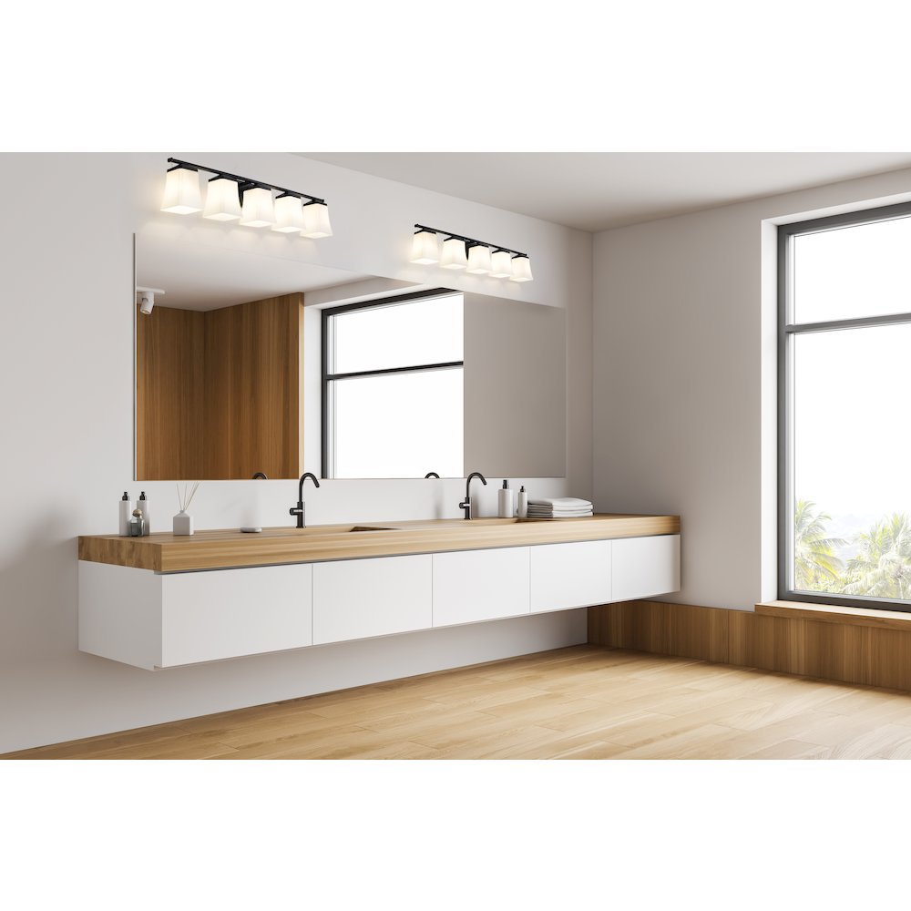 Z-Lite 5 Light Vanity. Picture 6