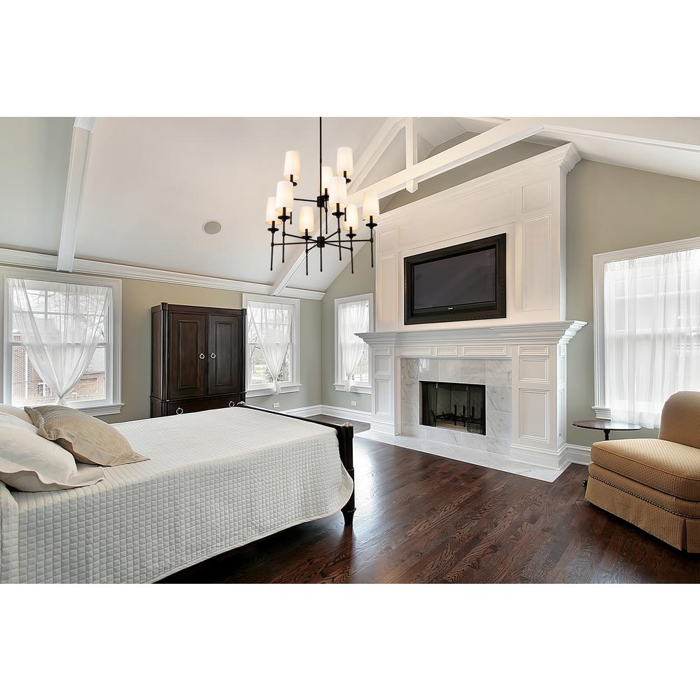 9 Light Chandelier. Picture 8